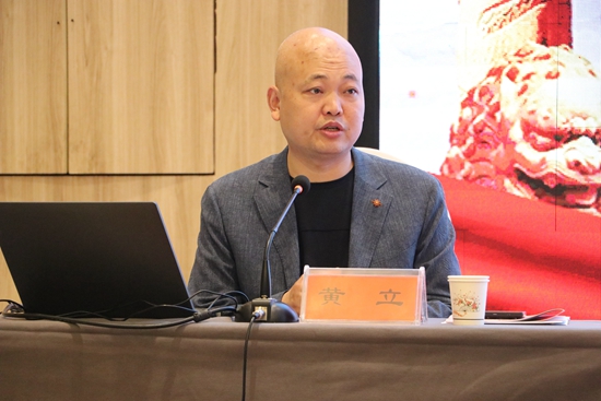 增强扛旗意识 推进中国式乡村振兴 beat365在线平台官网副校长黄立为百名农民学员授课